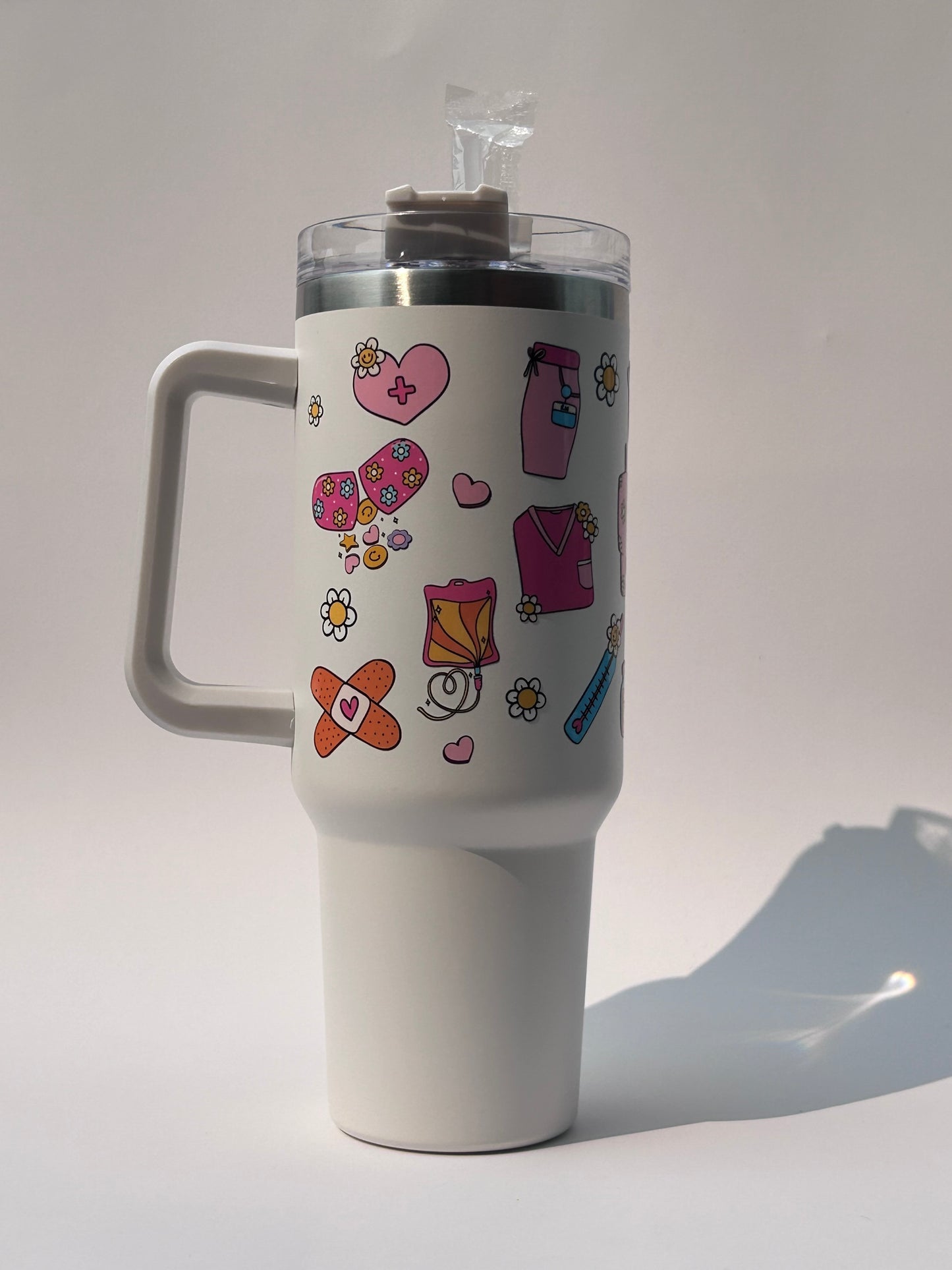 Tumbler isotherme blanc avec couvercle et paille (40 oz) - Nurse life 👩⚕️🩺