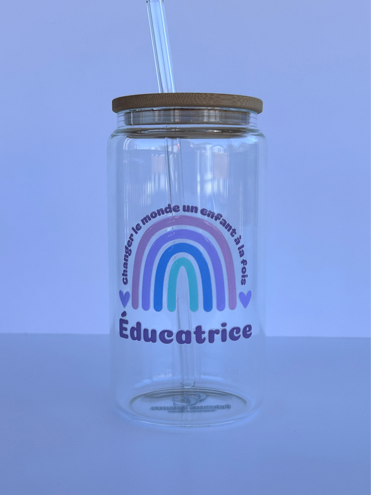 Tumbler en verre avec couvercle et paille (16 oz) - Changer le monde 🌈