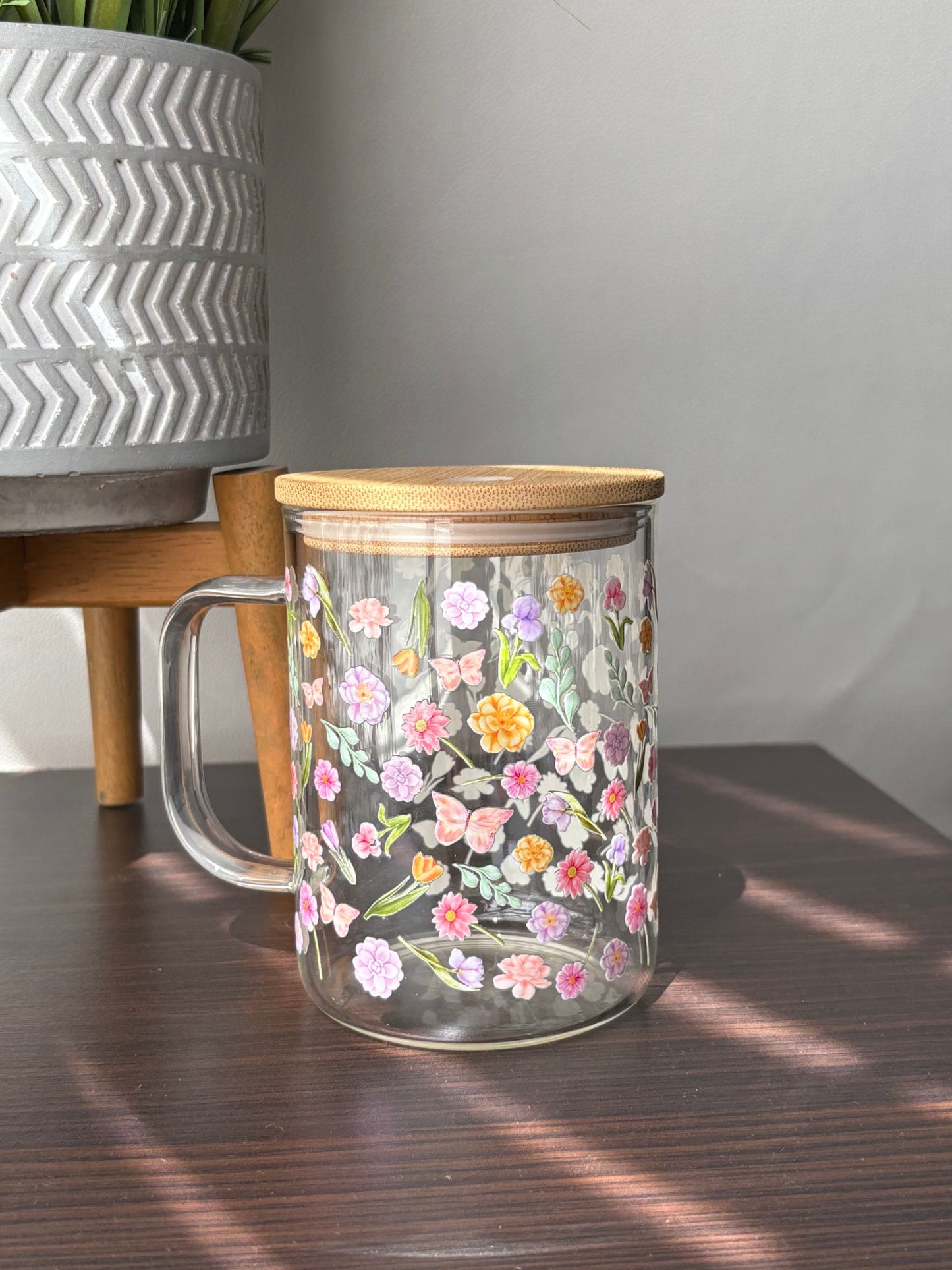 Tasse en verre avec couvercle et paille (17 oz) - Jardins en fleurs 🌸🌼🌺