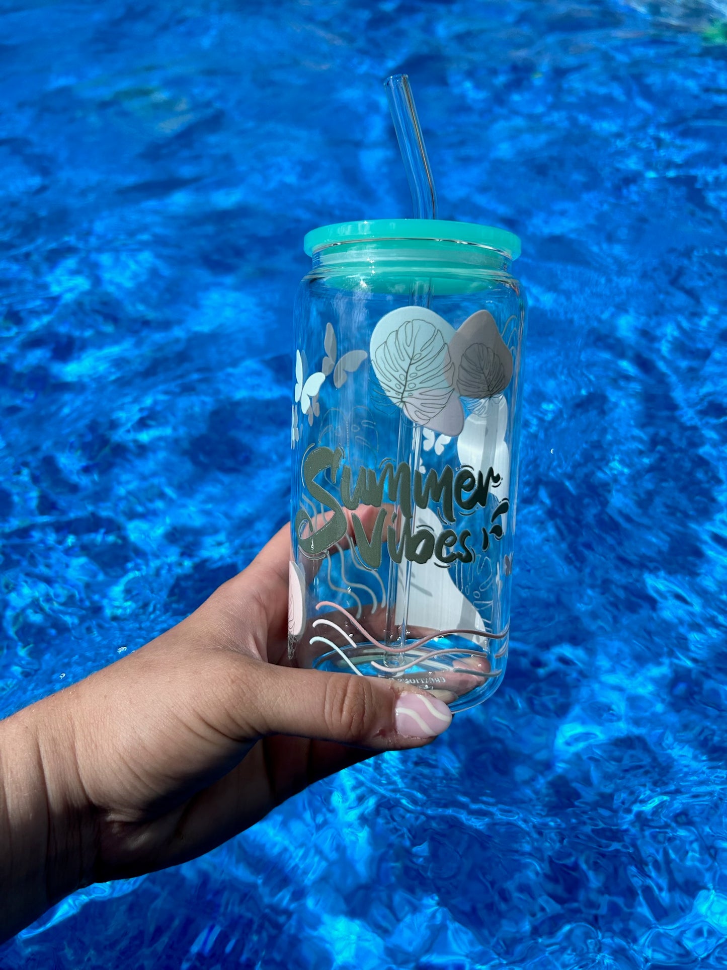 Tumbler en verre avec couvercle et paille (16 oz) - Summer vibes đ