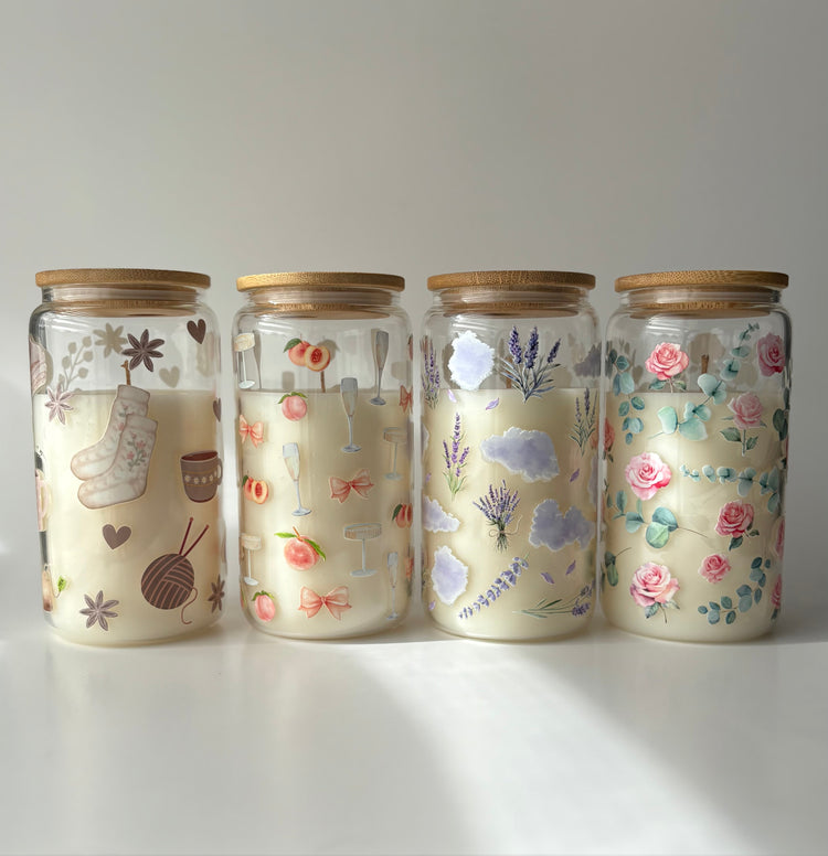 Verre - chandelle - fleur - rose - eucalyptus - pêche - champagne - cocooning - couverture - café - livre