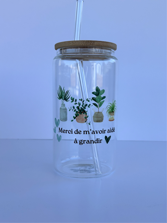 Tumbler en verre avec couvercle et paille (16 oz) - Merci de m’avoir aidé à grandir 🌱