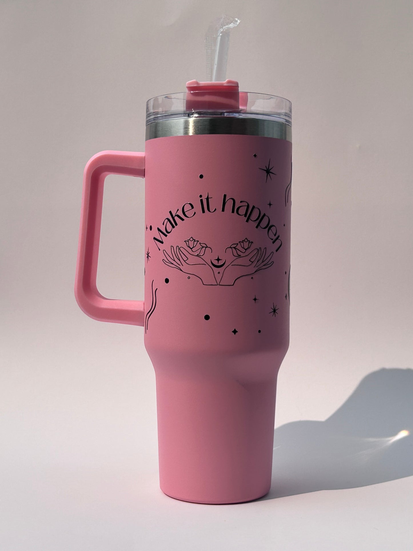 Tumbler isotherme rose avec couvercle et paille (40 oz) - Make it happen ✨