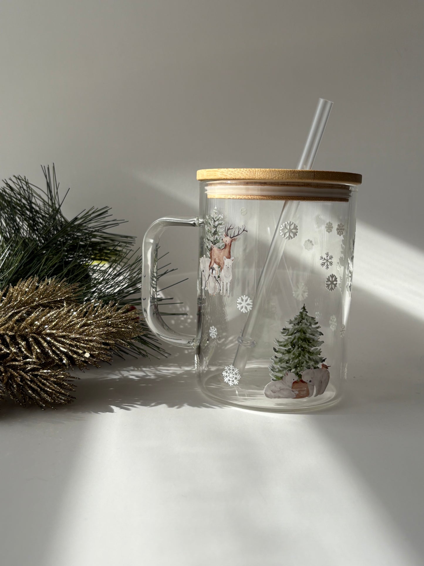 Tasse en verre avec couvercle et paille (17 oz) - Animaux d'hiver