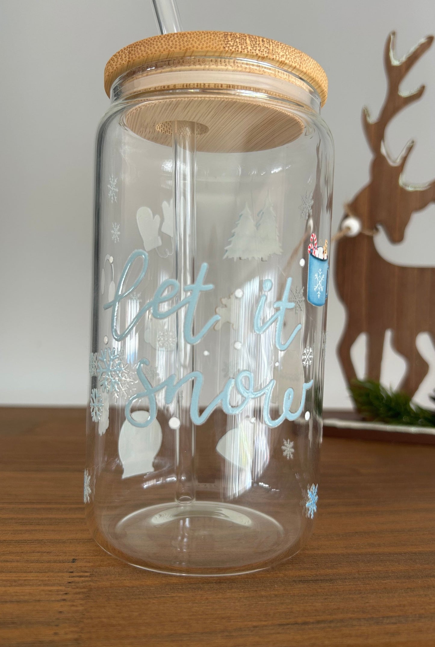 Tumbler en verre avec couvercle et paille (16 oz) - Let it snow ☃️