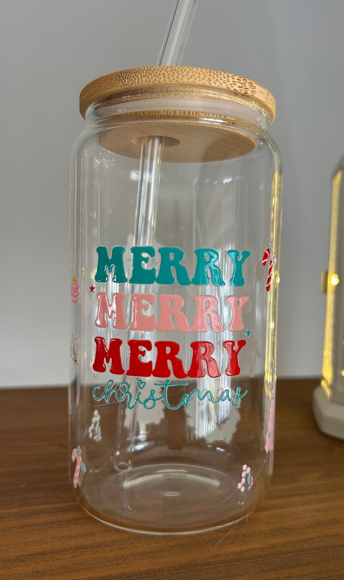 Tumbler en verre avec couvercle et paille (16 oz) - Merry Christmas 🎅🏻