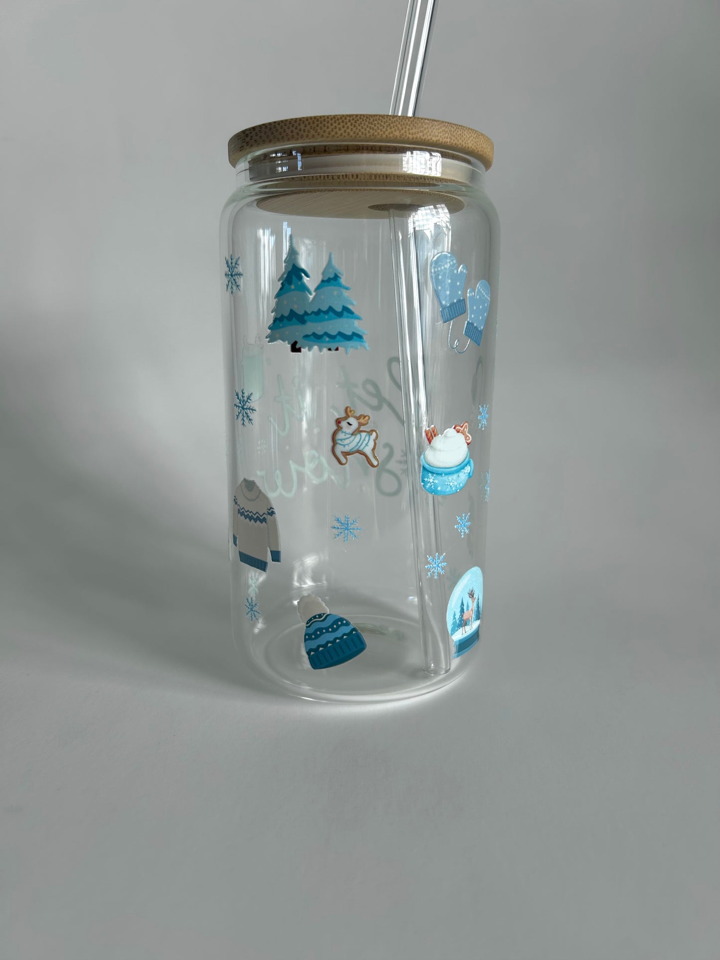 Tumbler en verre avec couvercle et paille (16 oz) - Let it snow ☃️