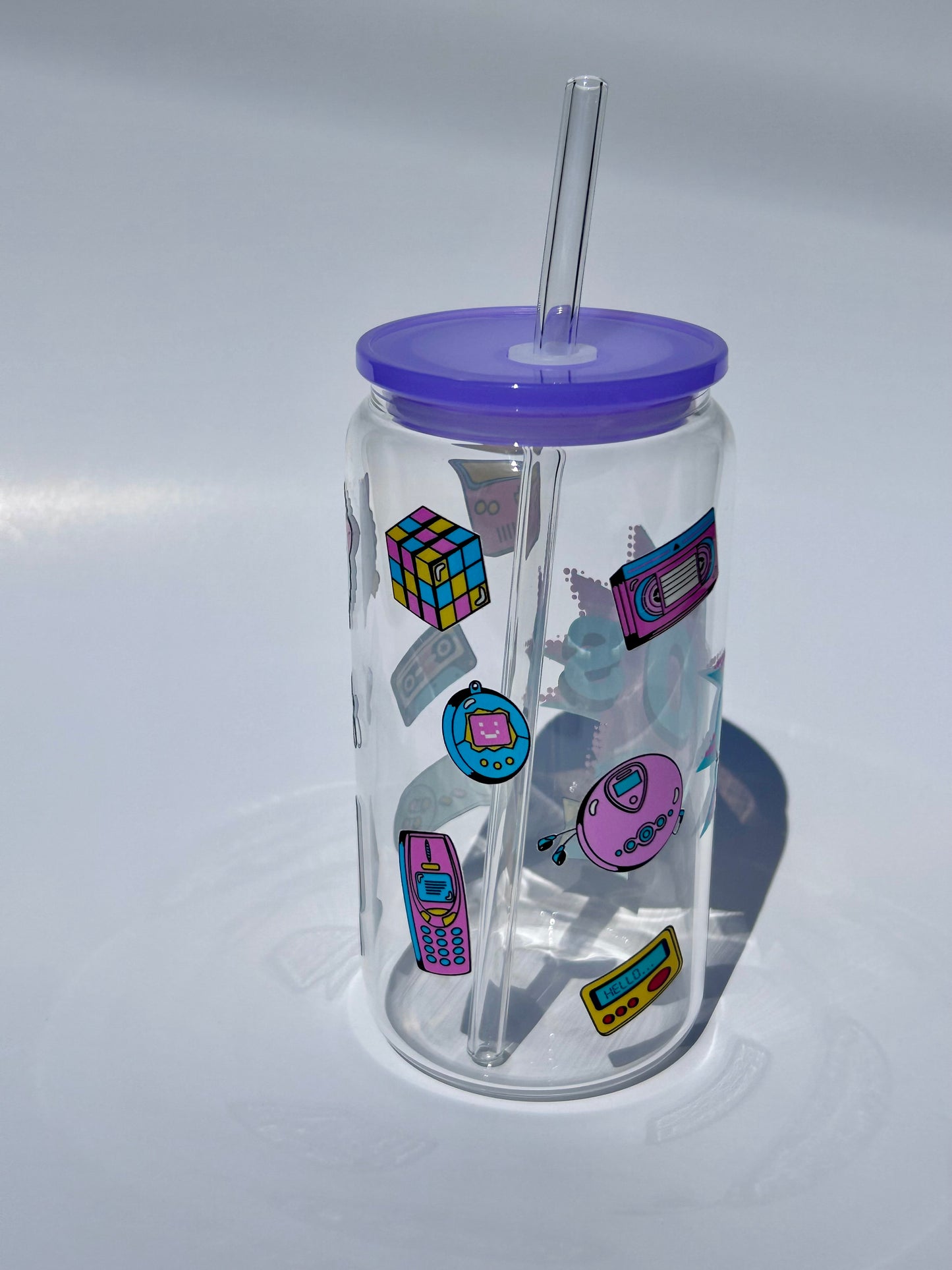 Tumbler en verre avec couvercle et paille (16 oz) - 90’s 💜