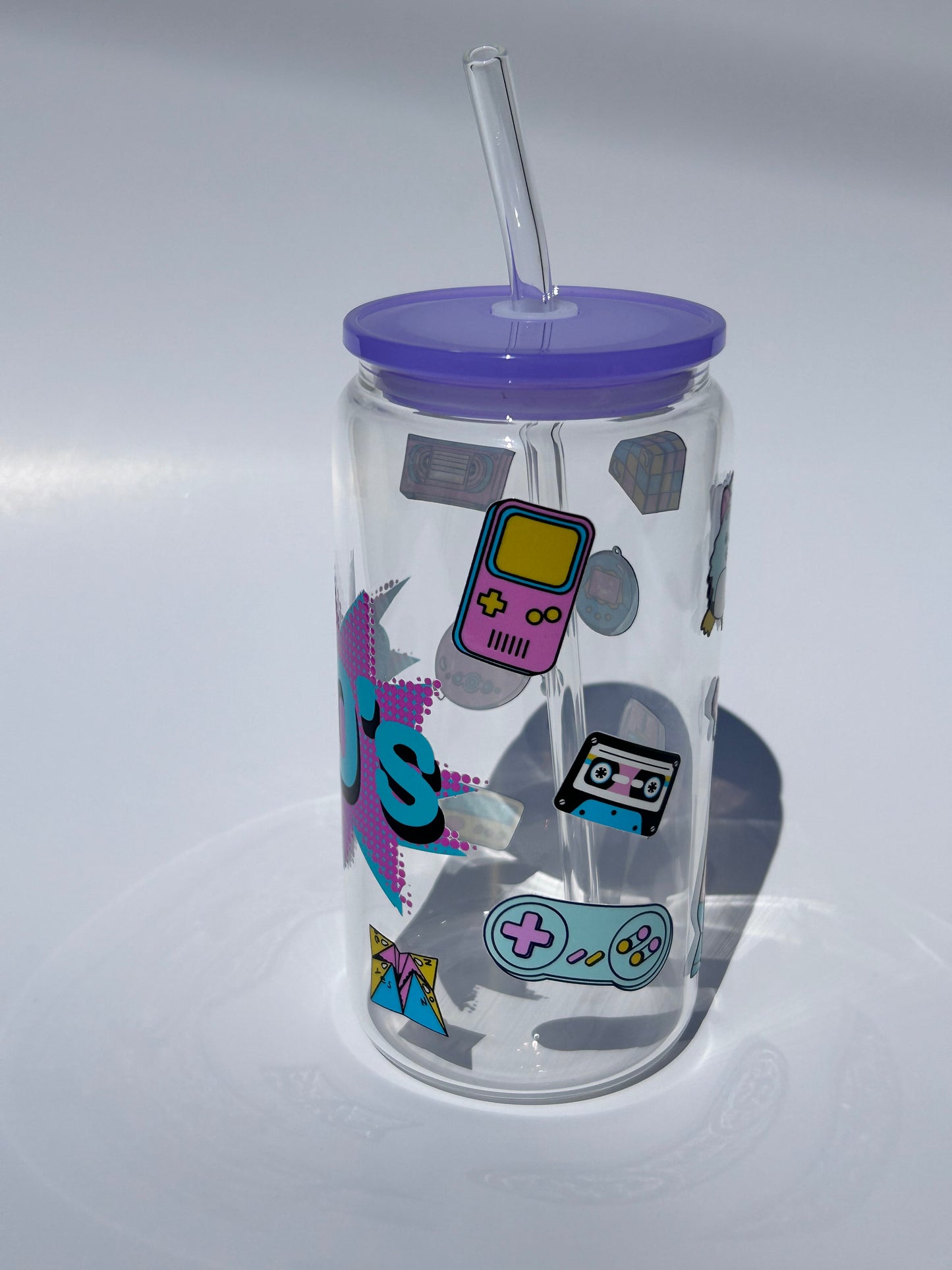 Tumbler en verre avec couvercle et paille (16 oz) - 90’s 💜